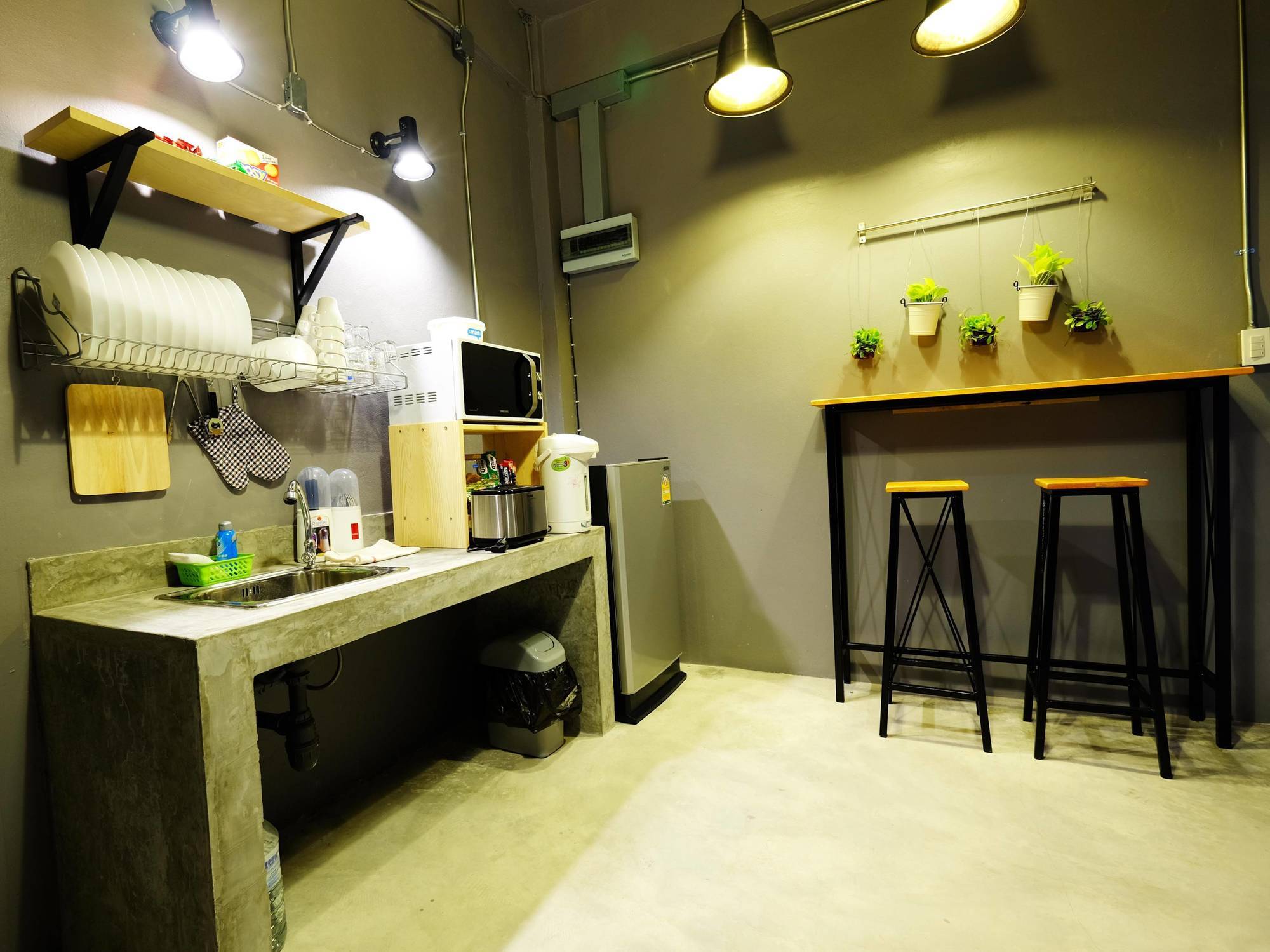 The Backpack Hostel Bangkok Bagian luar foto