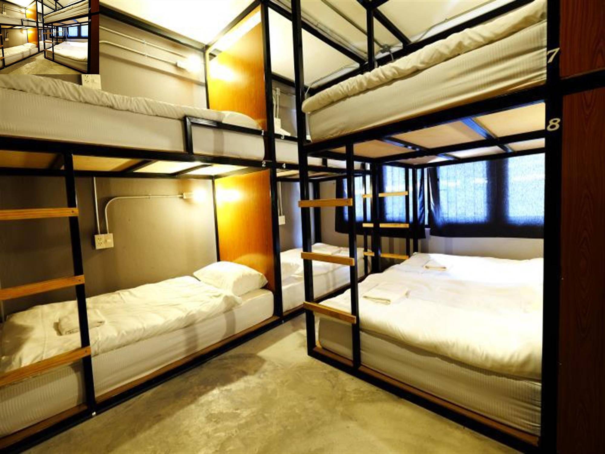 The Backpack Hostel Bangkok Bagian luar foto