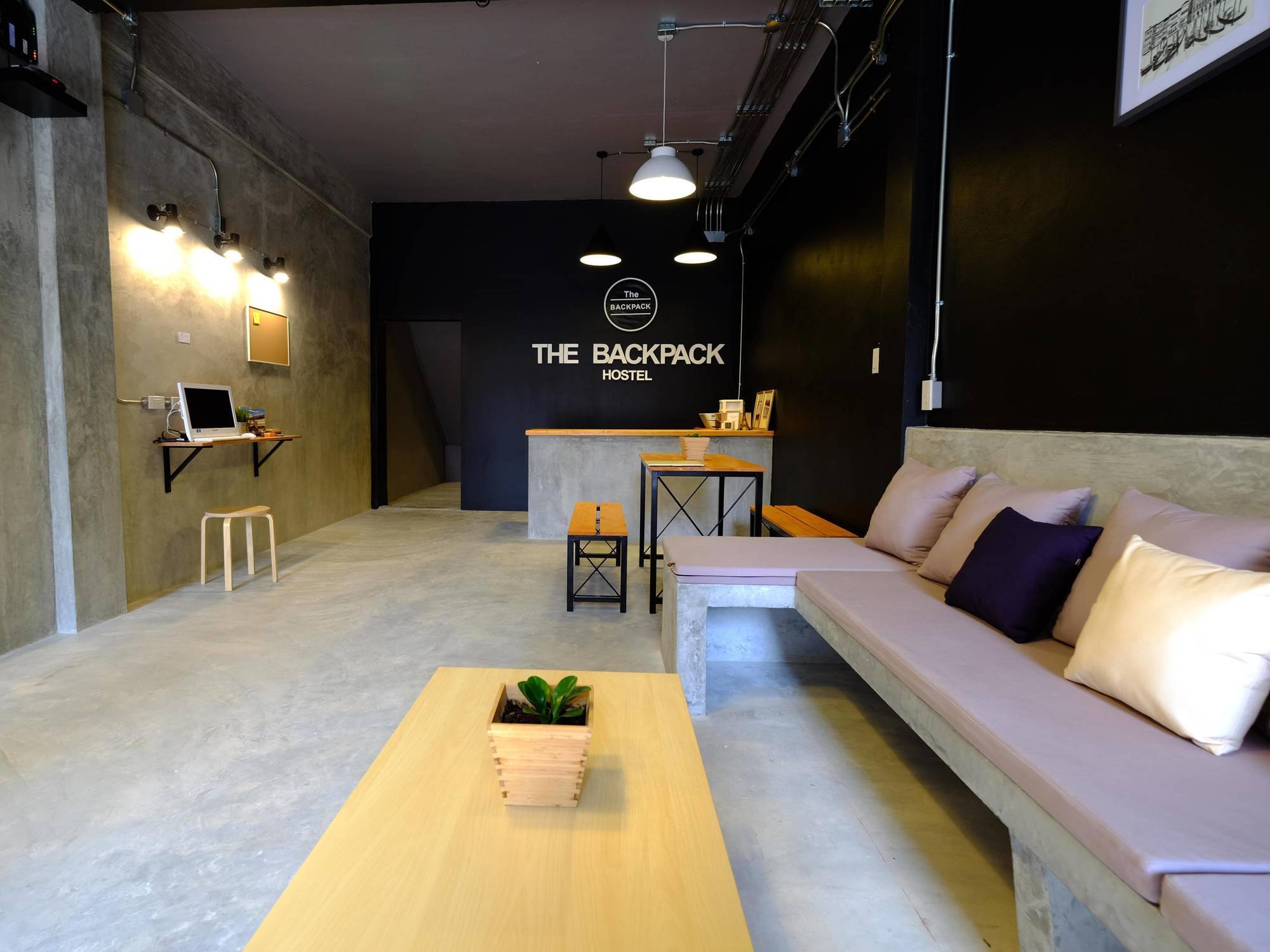 The Backpack Hostel Bangkok Bagian luar foto